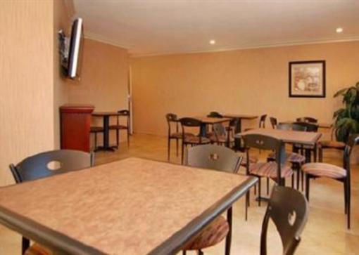фото отеля Days Inn Carlsbad California