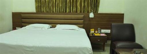 фото отеля Hotel Swagath Grand