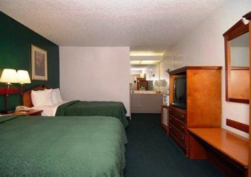 фото отеля Quality Inn at Arlington Highlands