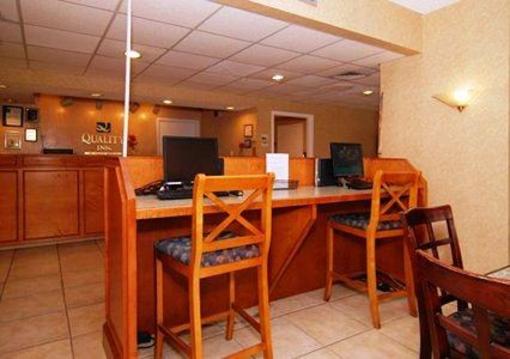 фото отеля Quality Inn at Arlington Highlands