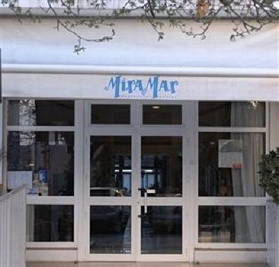 фото отеля Hostal-Restaurante Miramar
