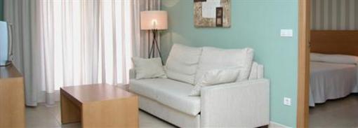 фото отеля Apartamentos Trisquel Sanxenxo