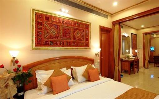 фото отеля Hotel Mayura Raipur