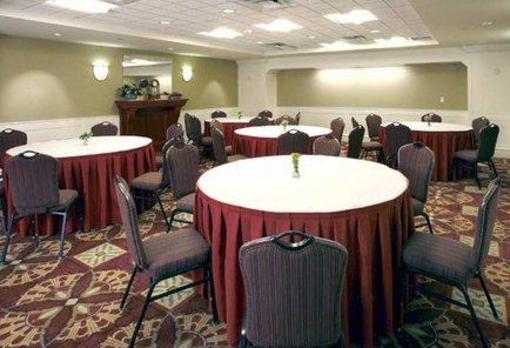 фото отеля Hampton Inn Danbury