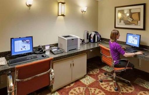 фото отеля Hampton Inn Danbury