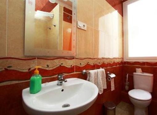 фото отеля Hostal Bisbal Valencia