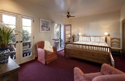 фото отеля Villa Rosa Inn Santa Barbara