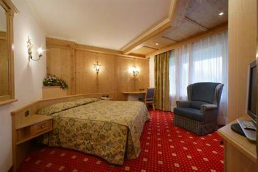 фото отеля Alpen Hotel Corona