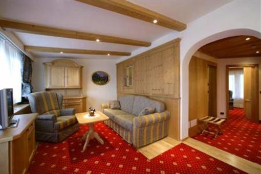 фото отеля Alpen Hotel Corona
