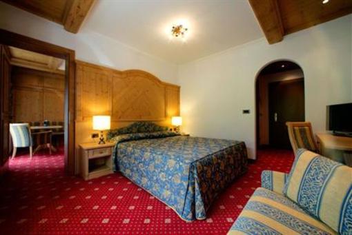фото отеля Alpen Hotel Corona