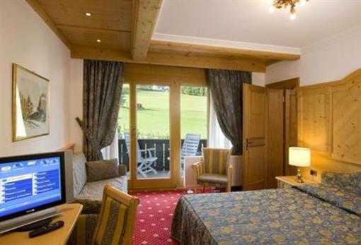 фото отеля Alpen Hotel Corona