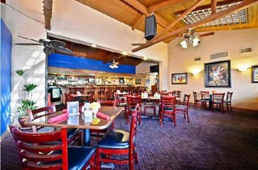 фото отеля Fallbrook Country Inn