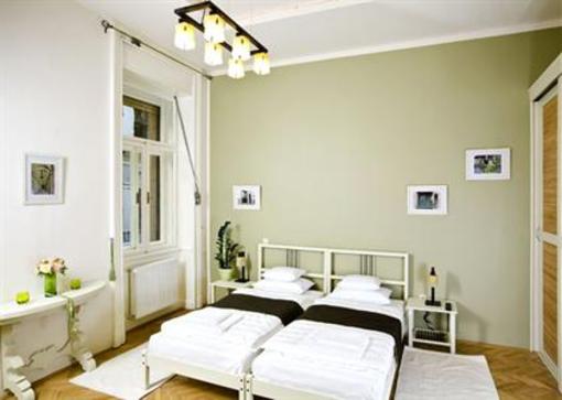 фото отеля Budapest Rooms Bed & Breakfast