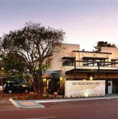 фото отеля Bay Village Hotel Dunsborough
