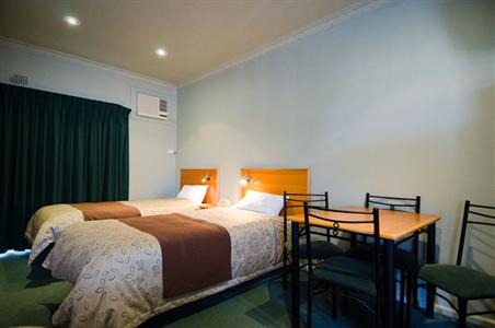 фото отеля Halfway Motel