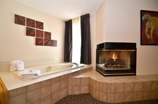 фото отеля BEST WESTERN Paint Pony Lodge