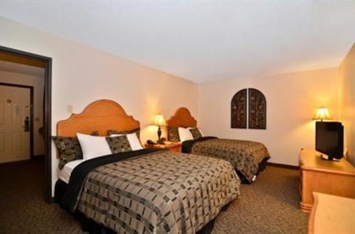 фото отеля BEST WESTERN Paint Pony Lodge