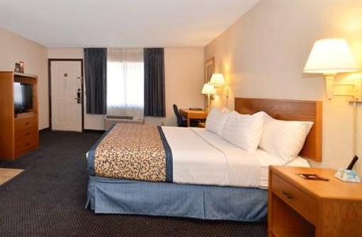 фото отеля BEST WESTERN Paint Pony Lodge