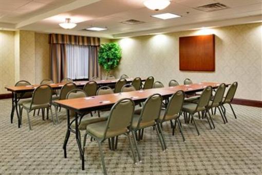 фото отеля Holiday Inn Express Hotel & Suites - Athens