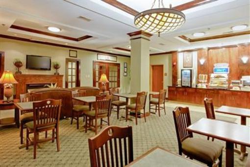 фото отеля Holiday Inn Express Hotel & Suites - Athens