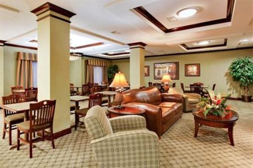 фото отеля Holiday Inn Express Hotel & Suites - Athens