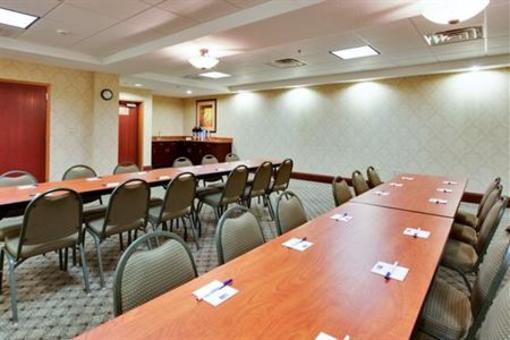 фото отеля Holiday Inn Express Hotel & Suites - Athens