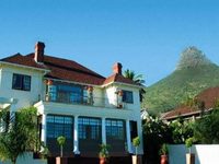 Rhonda's Manor Guest House