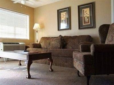 фото отеля Foxborough Inn & Suites