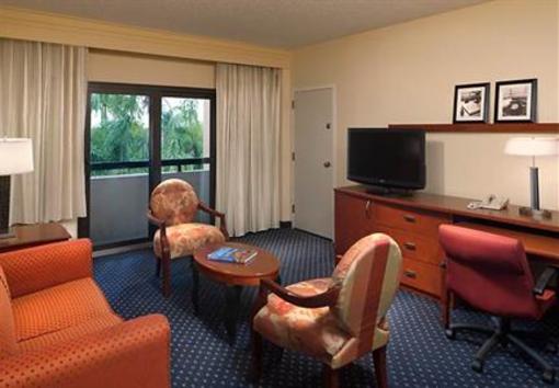 фото отеля Courtyard by Marriott Miami Airport West Doral