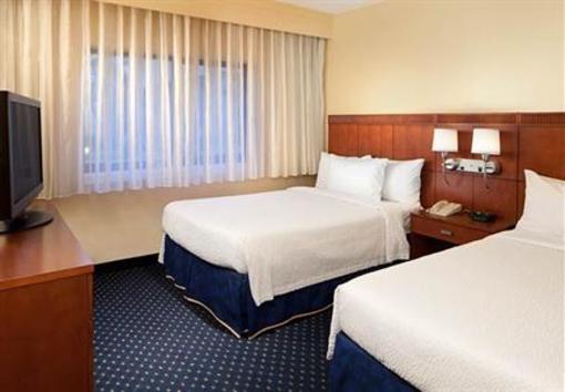 фото отеля Courtyard by Marriott Miami Airport West Doral