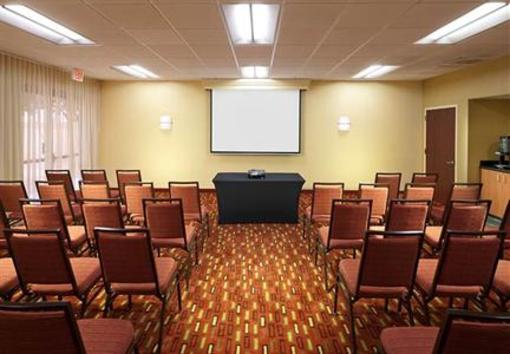 фото отеля Courtyard by Marriott Miami Airport West Doral