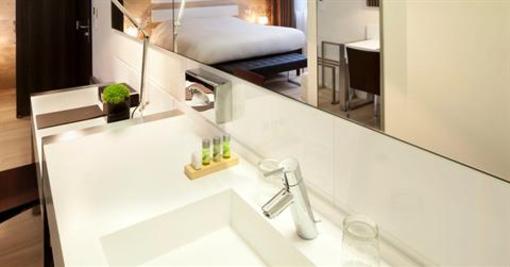 фото отеля Hotel Le Colombier Suites