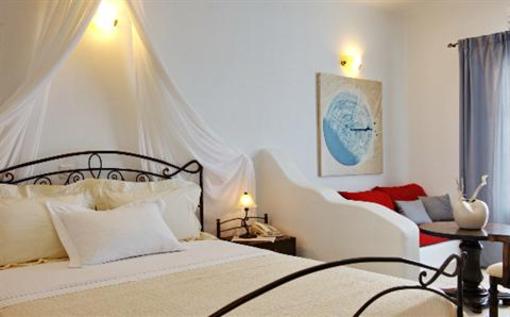 фото отеля Yades Suites Apartments & Spa