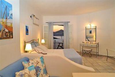 фото отеля Yades Suites Apartments & Spa