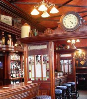 фото отеля O'Neills Victorian Pub & Townhouse