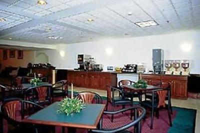 фото отеля Econo Lodge Inn & Suites Marietta