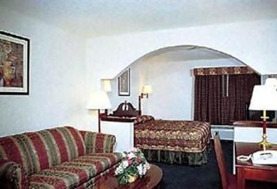 фото отеля Econo Lodge Inn & Suites Marietta