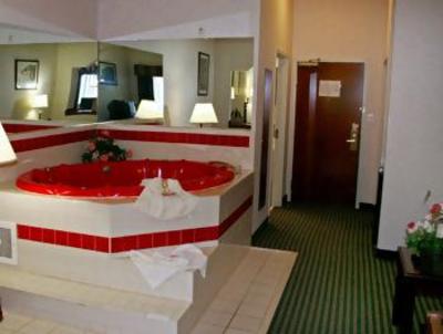 фото отеля Econo Lodge Inn & Suites Marietta