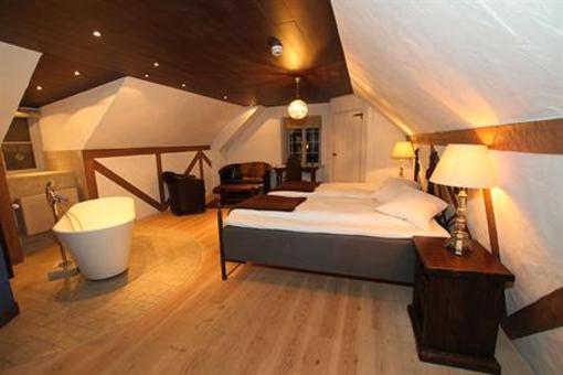 фото отеля Medeltidshotellet I Visby