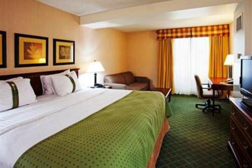 фото отеля Holiday Inn Buffalo International Airport
