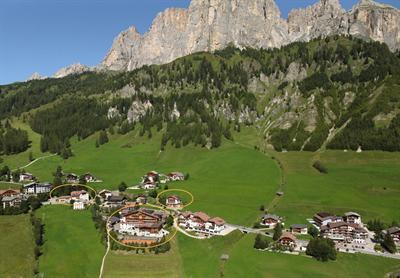 фото отеля Hotel Cappella Corvara