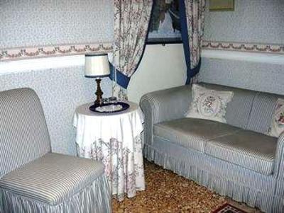 фото отеля At Home A Palazzo