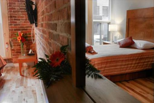 фото отеля Hotel Quartier des Spectacles Montreal