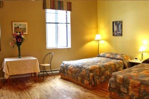 фото отеля Hotel Quartier des Spectacles Montreal