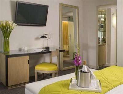 фото отеля Hotel Breakwater South Beach