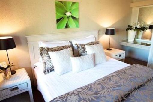 фото отеля Emerald Inn North Shore