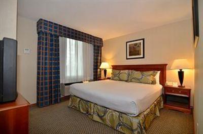 фото отеля BEST WESTERN Plus Evergreen Inn & Suites