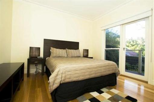 фото отеля Credo Cottages Melbourne