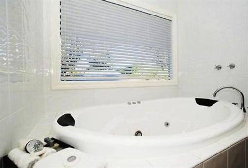 фото отеля Credo Cottages Melbourne