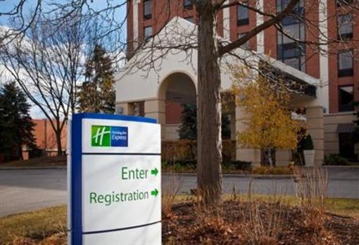 фото отеля Holiday Inn Express Chicago-Schaumburg